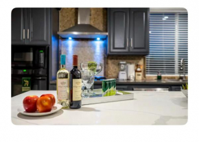 LA Million dollar VIEW super spacious 5 bedroom home